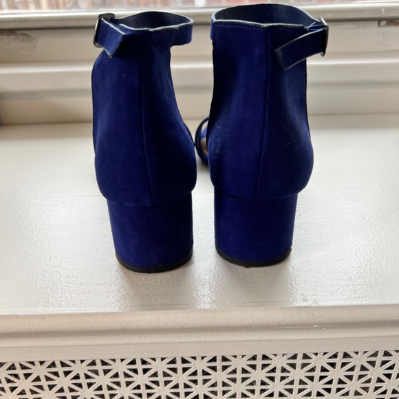 Cobalt Blue Ankle Strap Heels - Size 9 - Picture 3 of 4